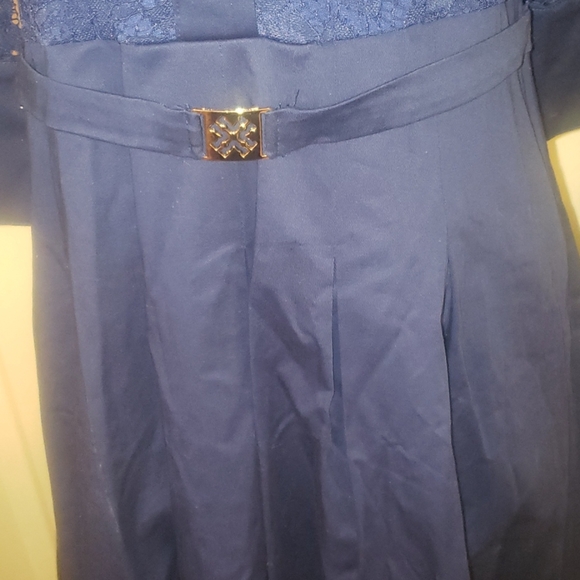 dress - Picture 3 of 10